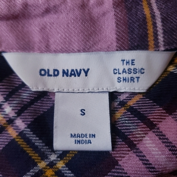 Old Navy The Classic Shirt Flannel Button Shirt Women's Small S Pink Black EUC - Picture 4 of 5